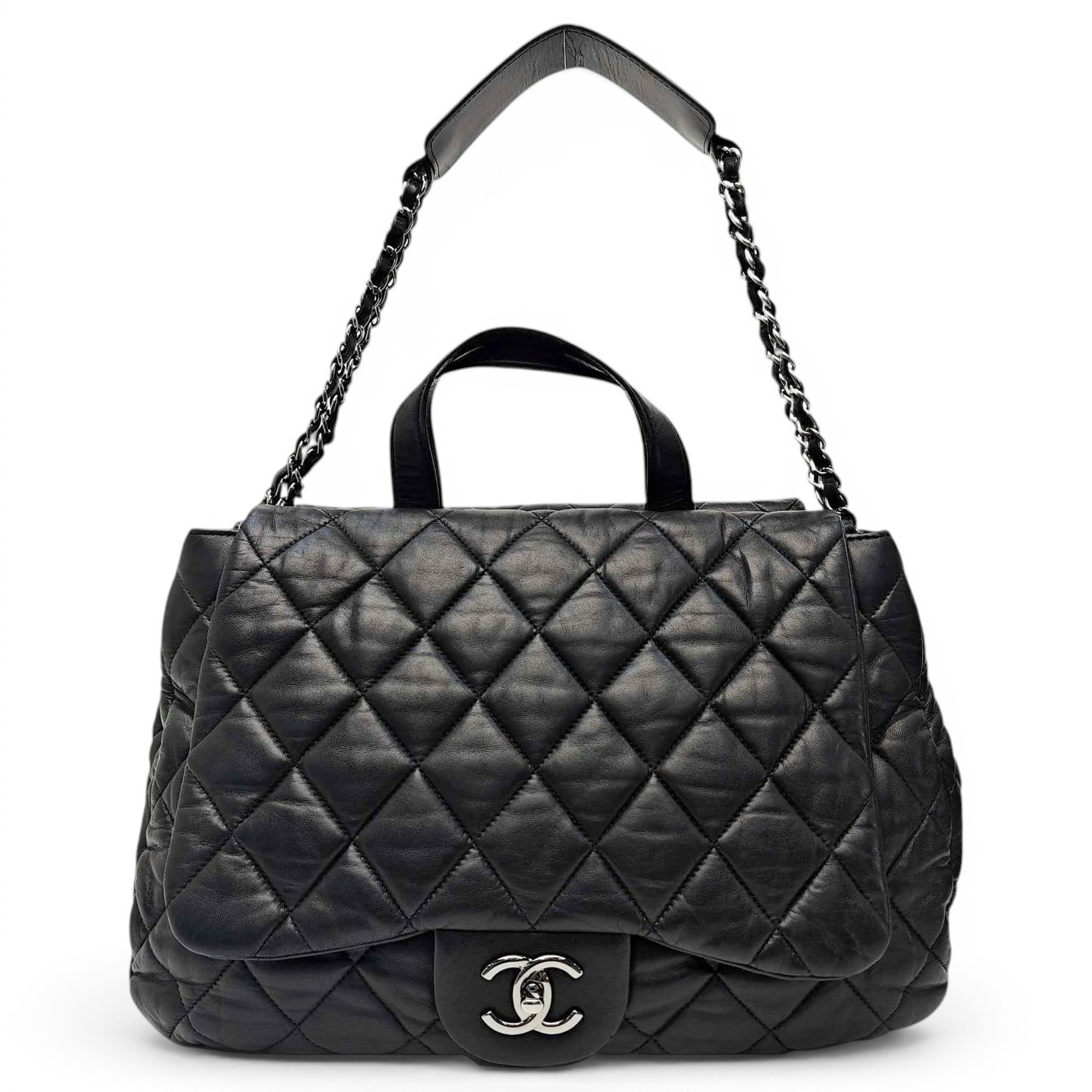 Chanel Timeless/Classique leather crossbody bag