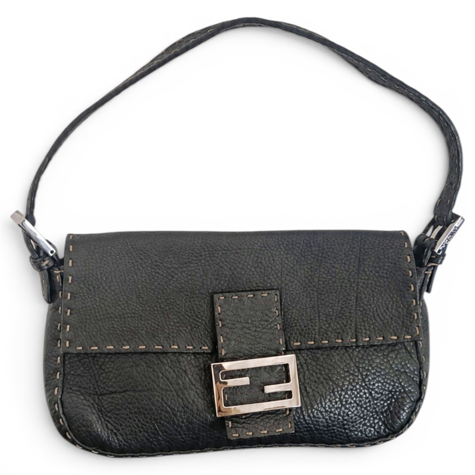 Baguette leather handbag
