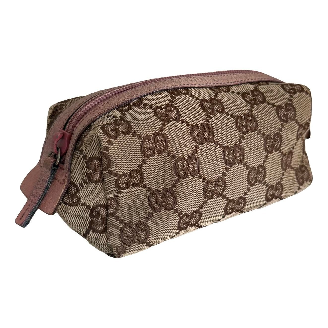 Cloth vanity case