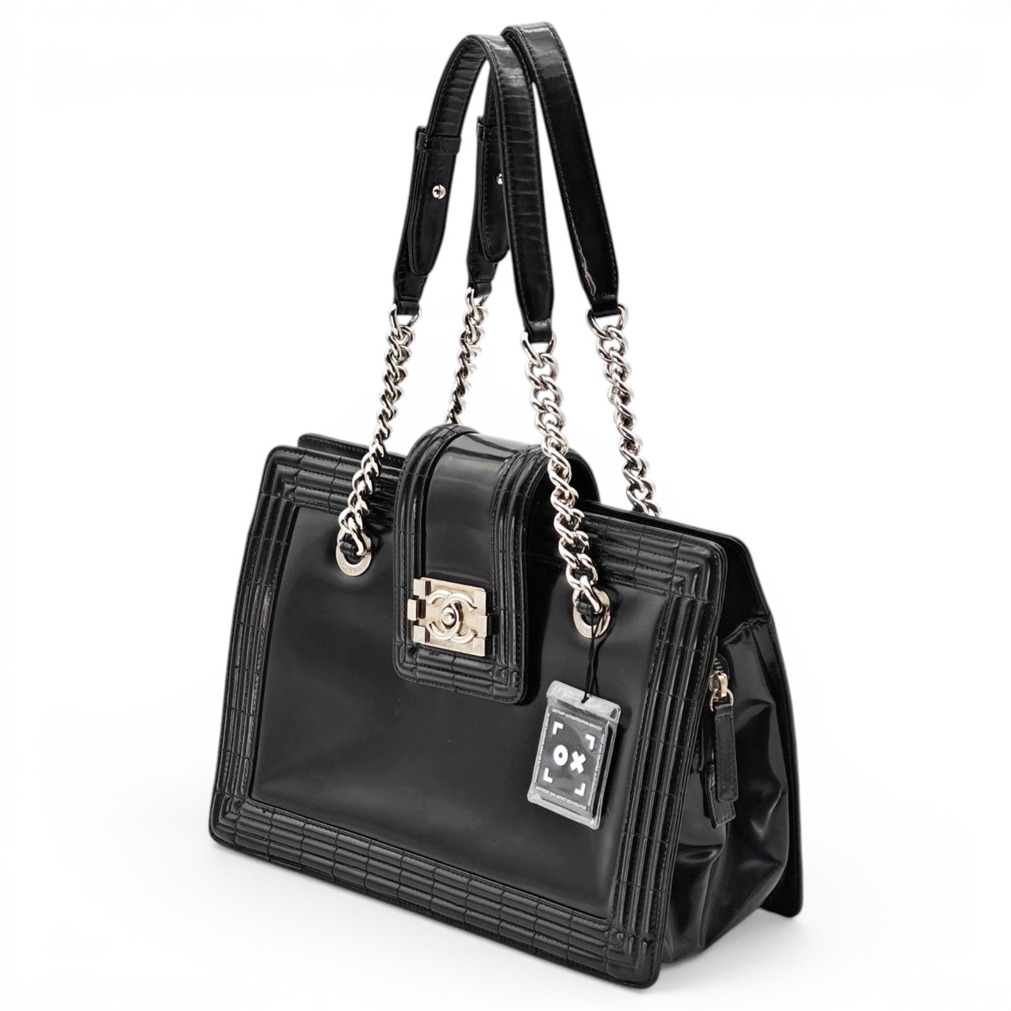 Leather tote