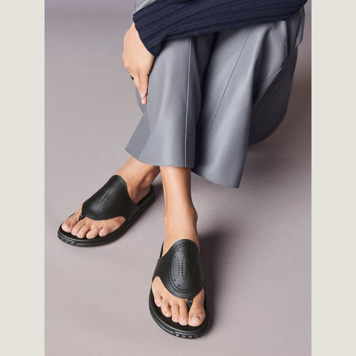 Noir Natura Sandal