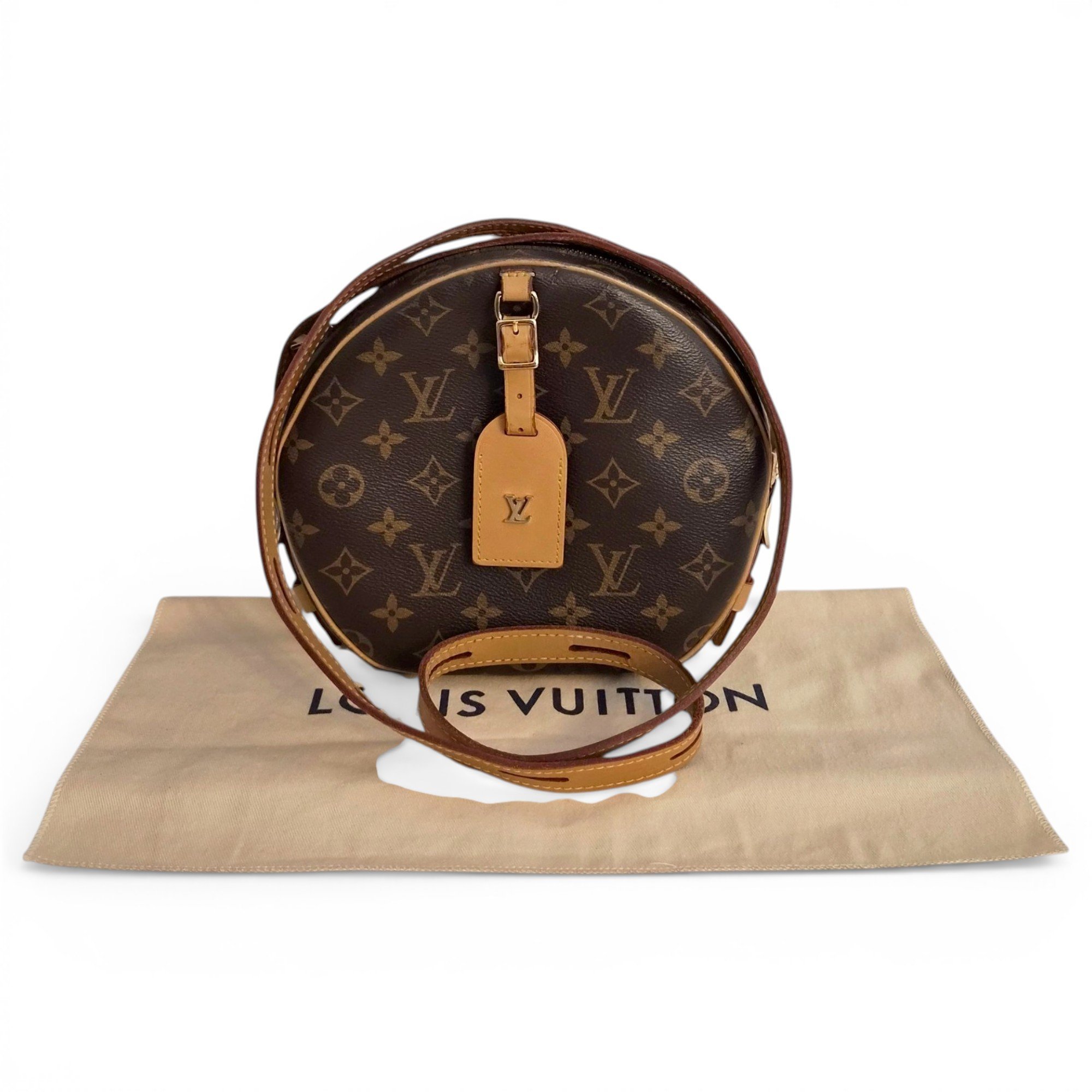 Louis Vuitton Boîte chapeau souple cloth handbag