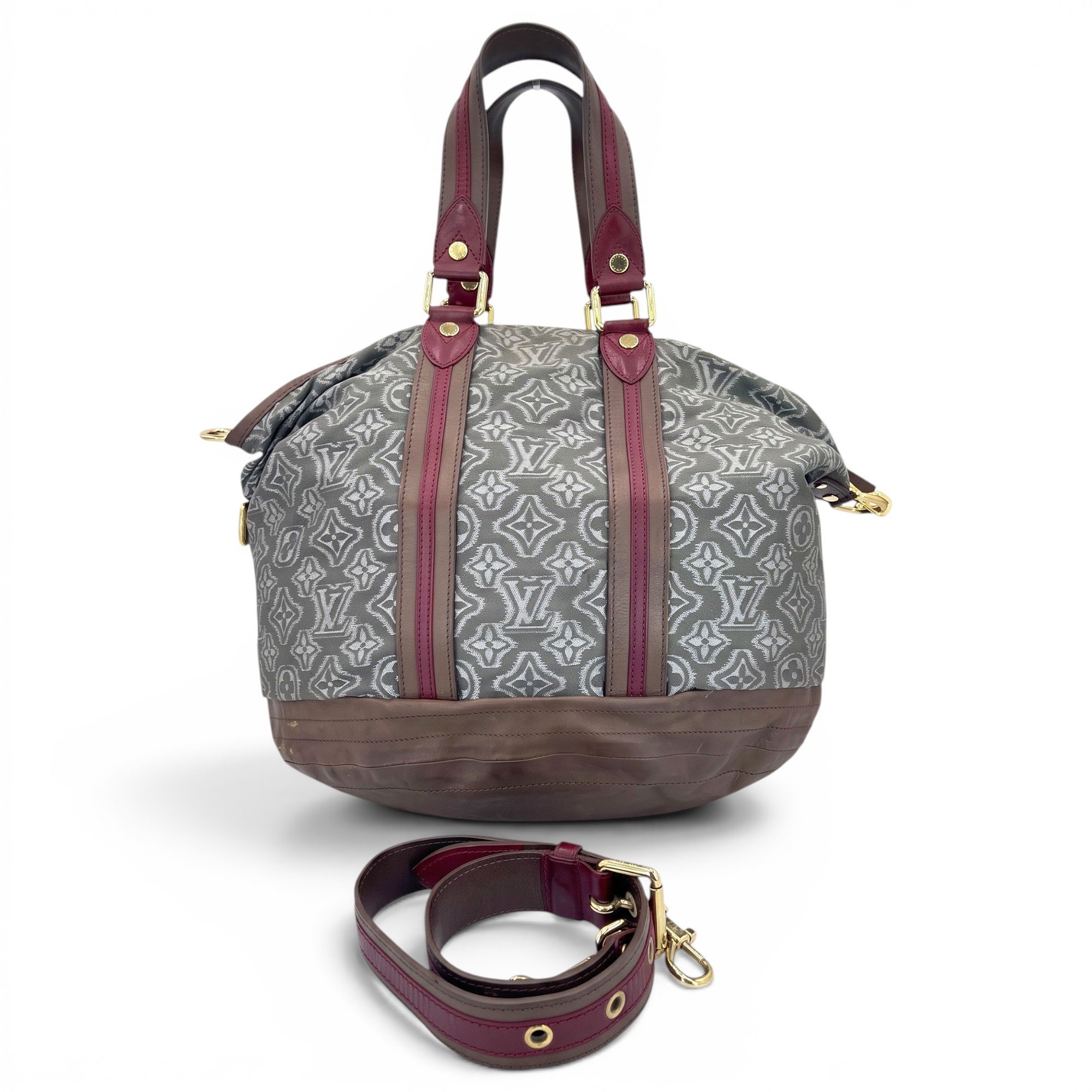 Louis Vuitton Leather handbag