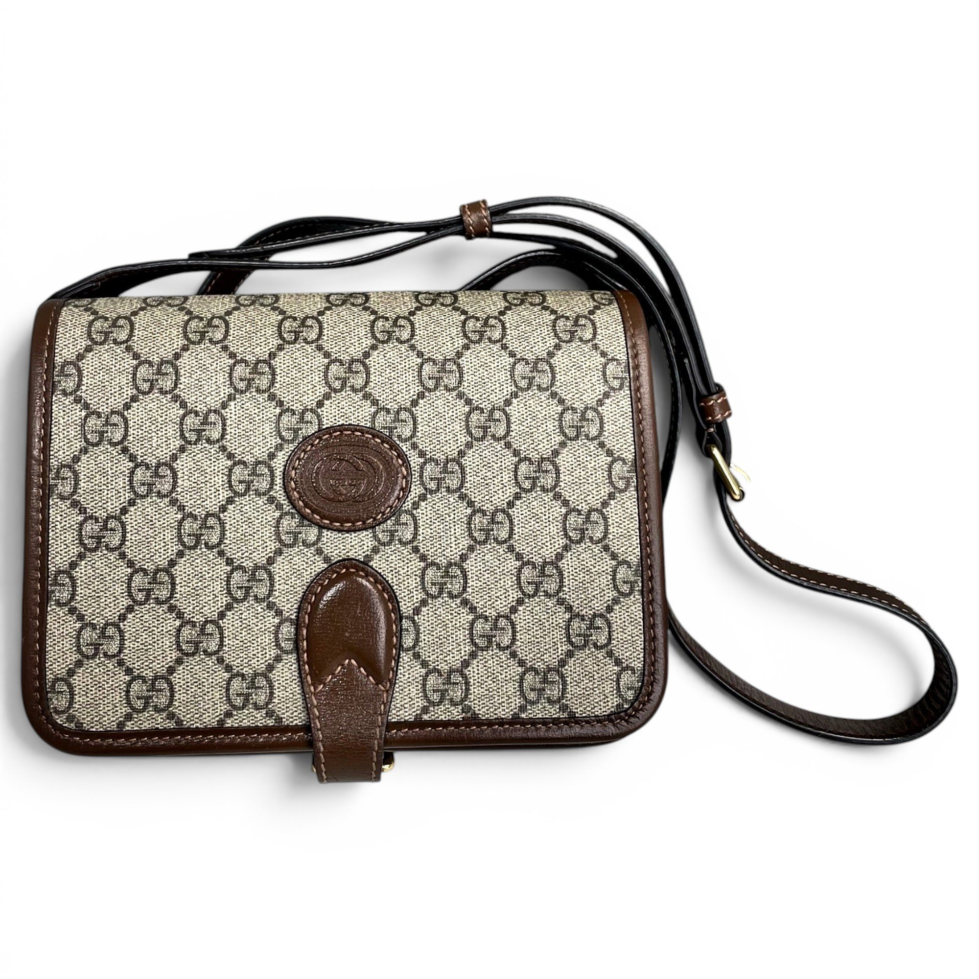 Interlocking cloth handbag