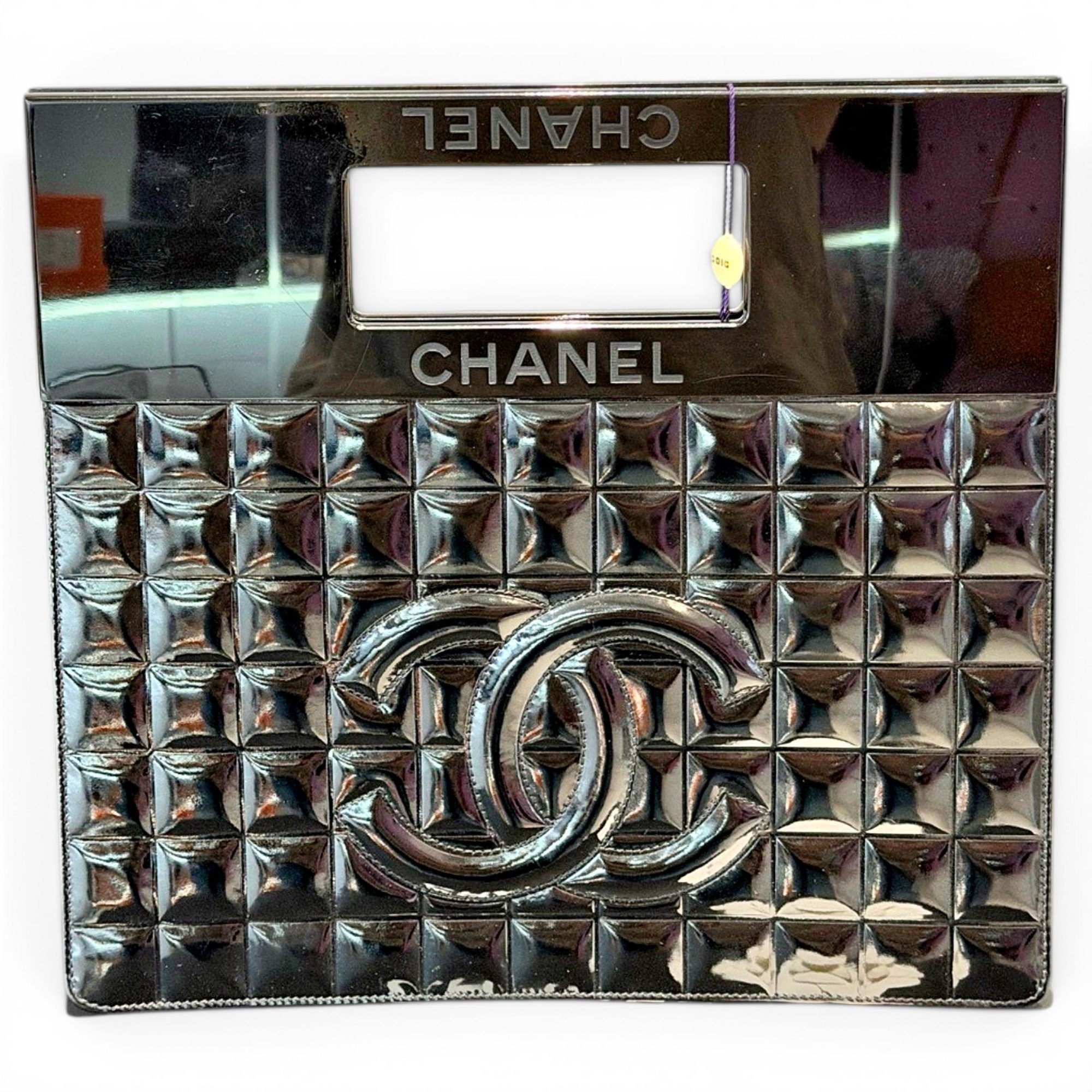 Patent leather bag
