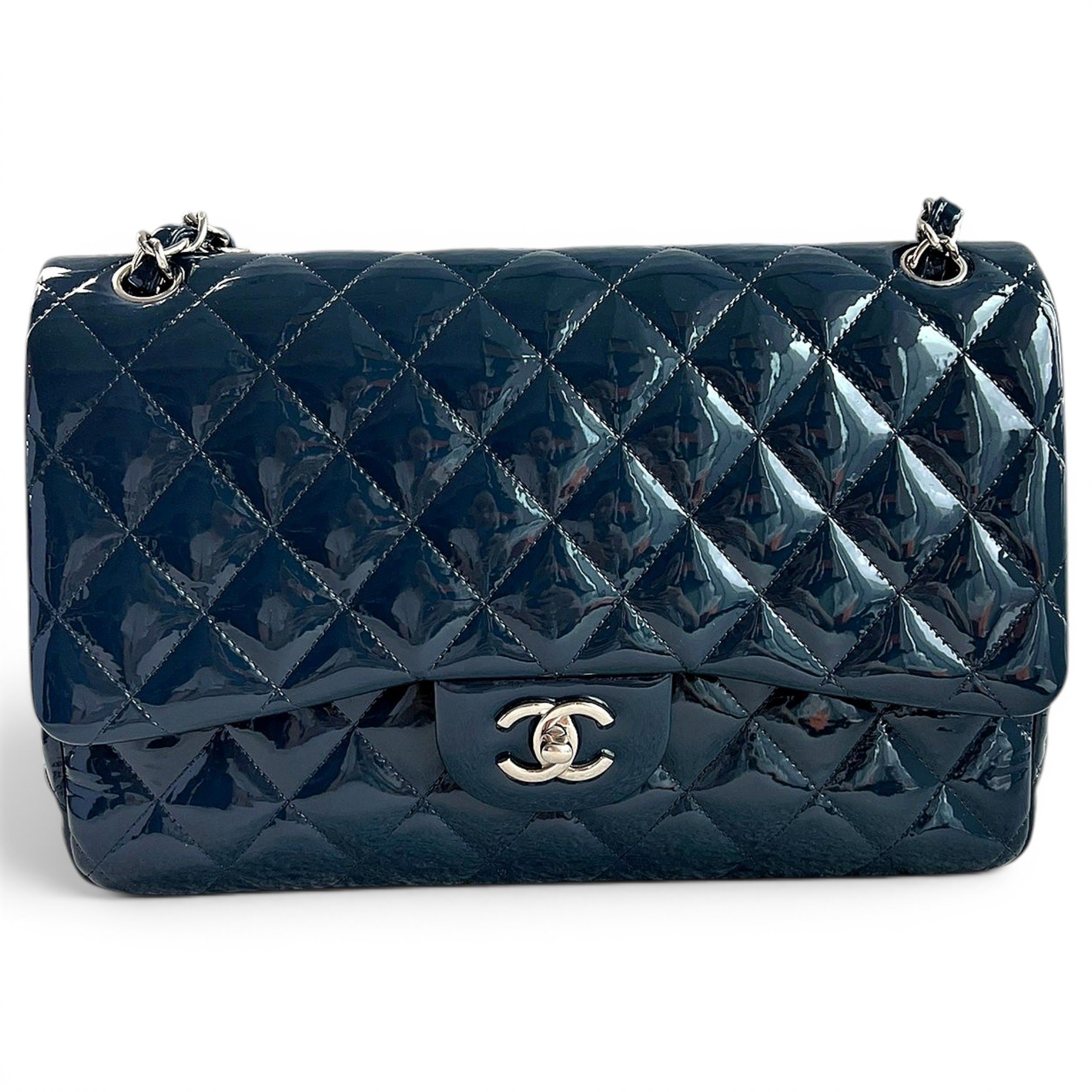 Timeless/Classique patent leather crossbody bag
