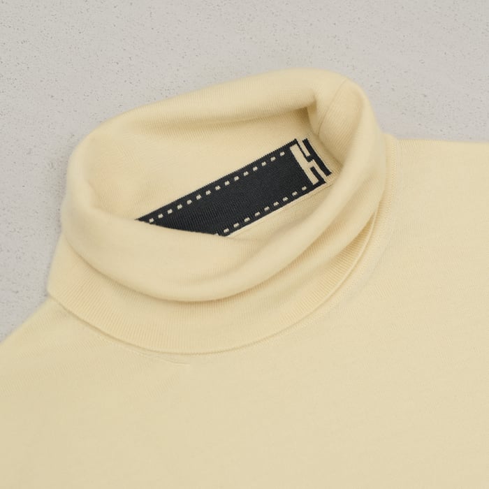 Vanille "Detail H" Turtleneck Sweater