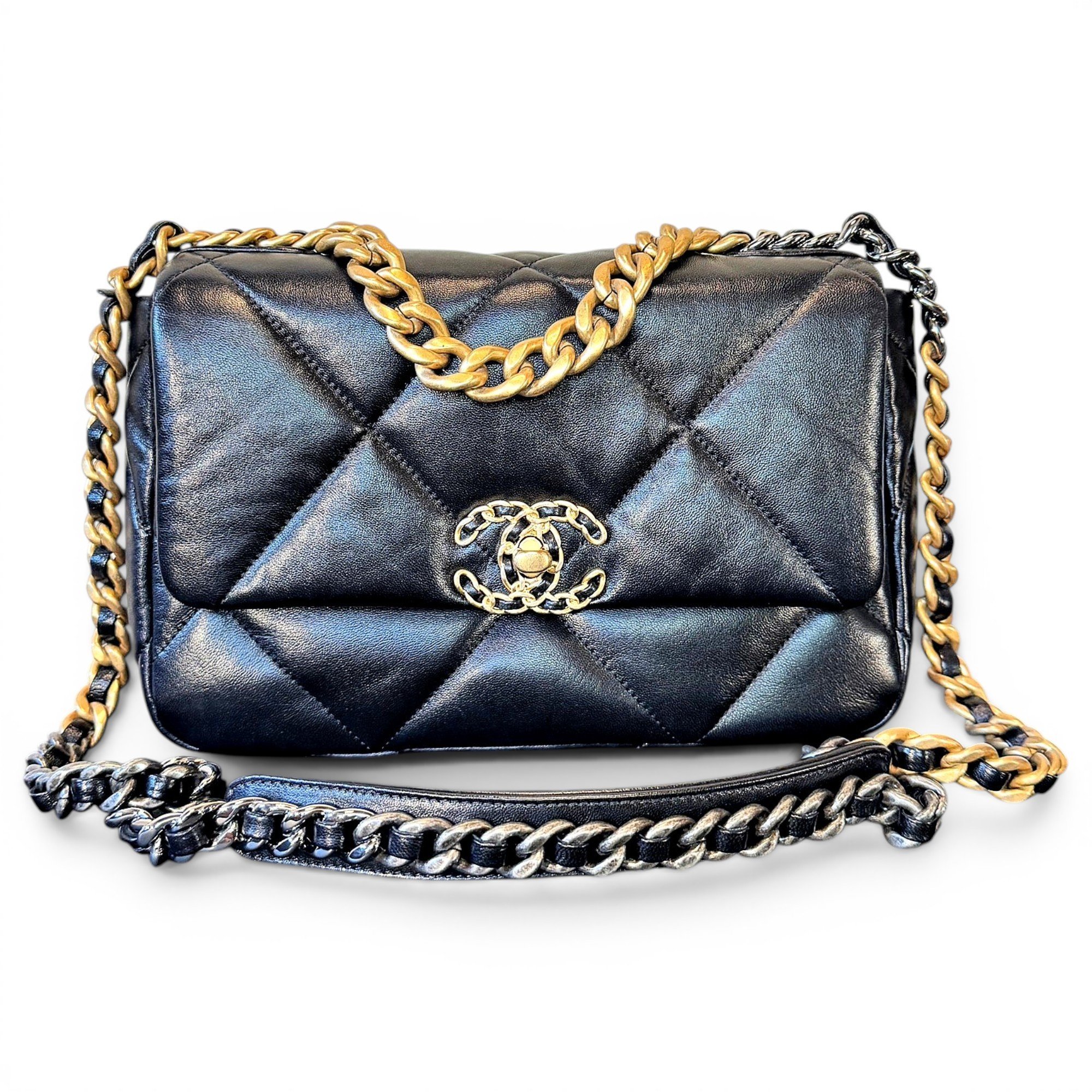 Chanel Chanel 19 leather handbag