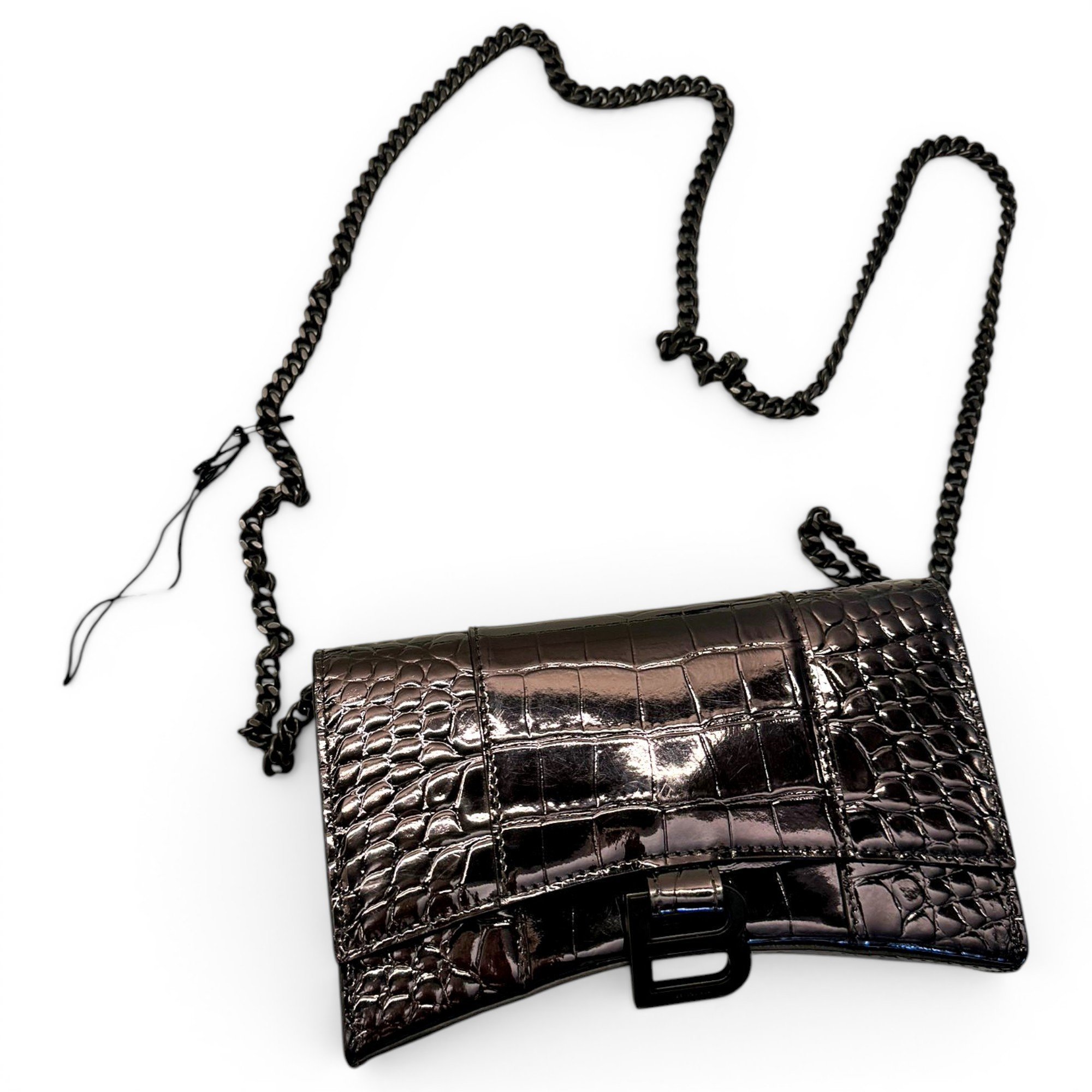 Hourglass leather bag