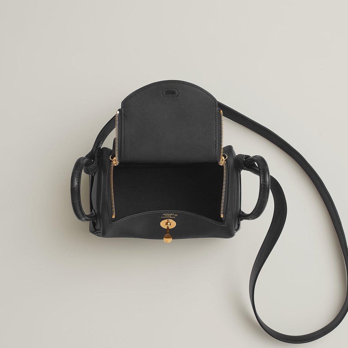 Noir Lindy Mini Touch Bag