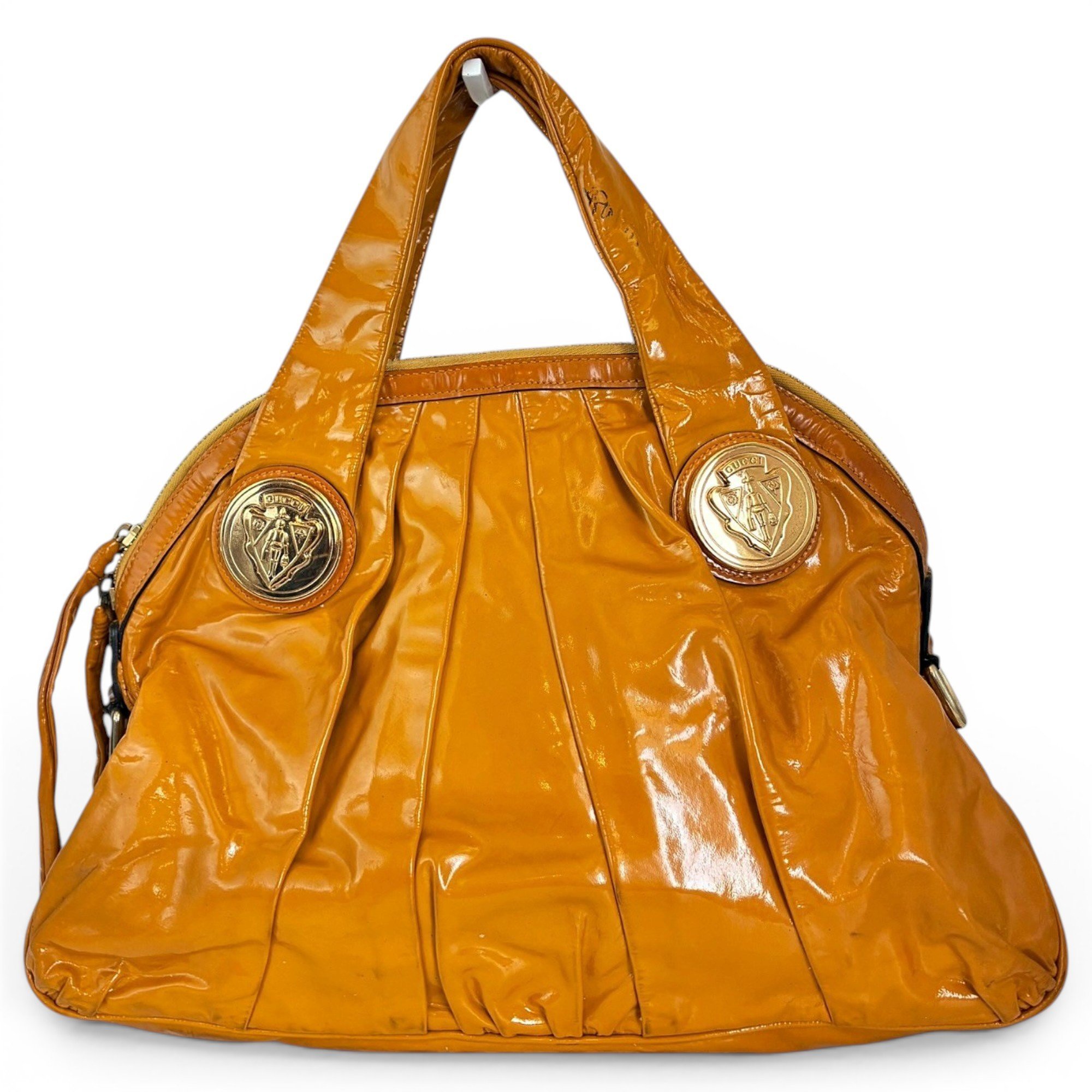 Hysteria patent leather handbag