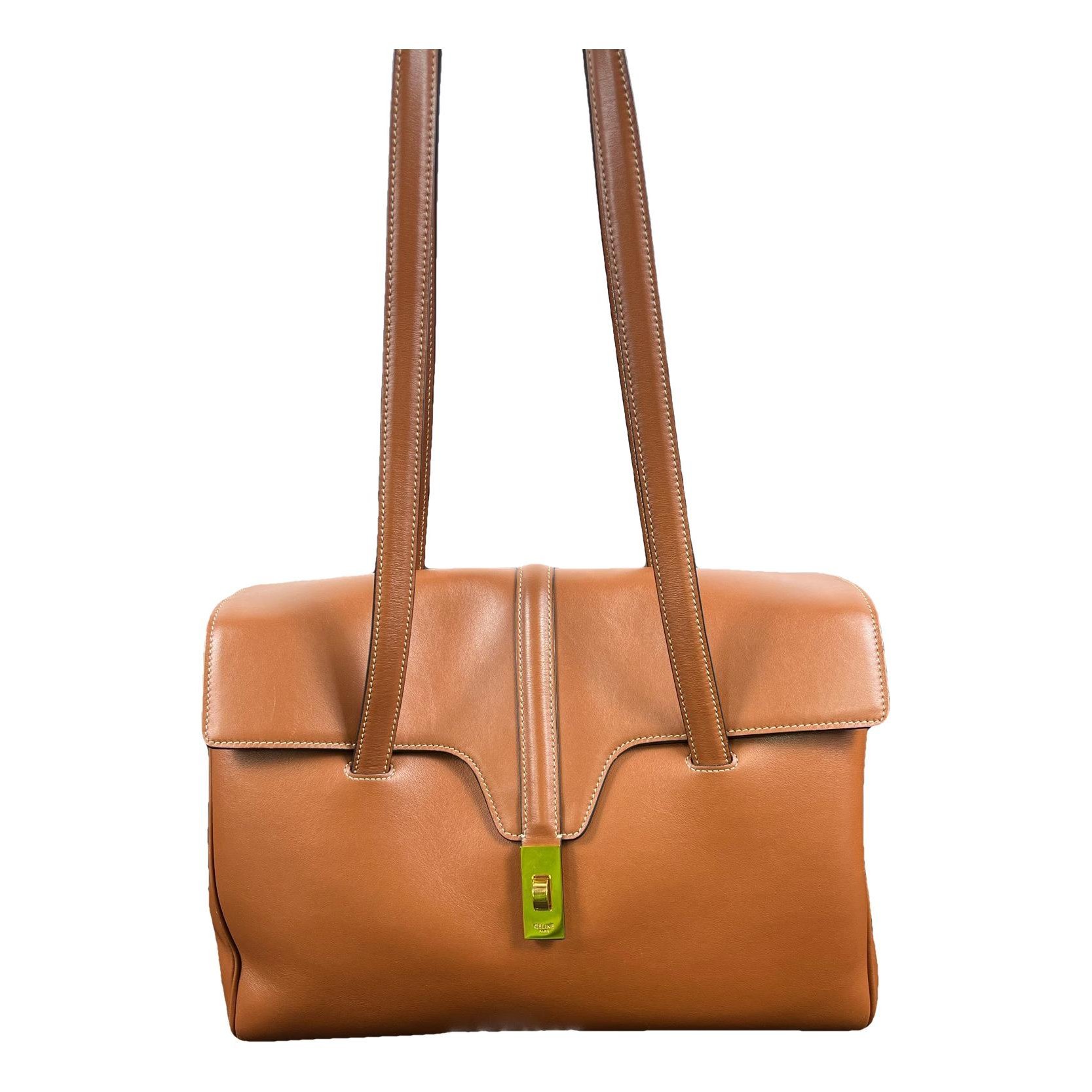 Sac 16 leather handbag