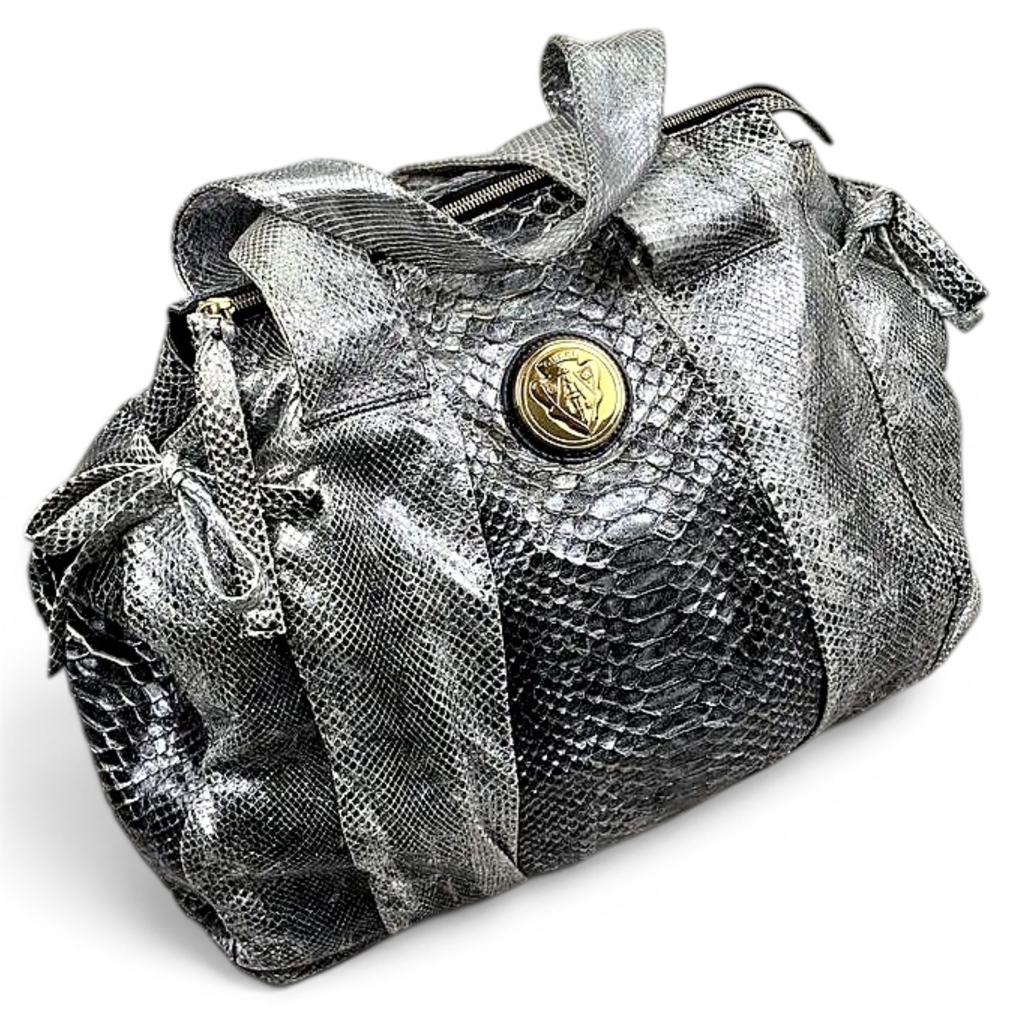 Leather travel bag