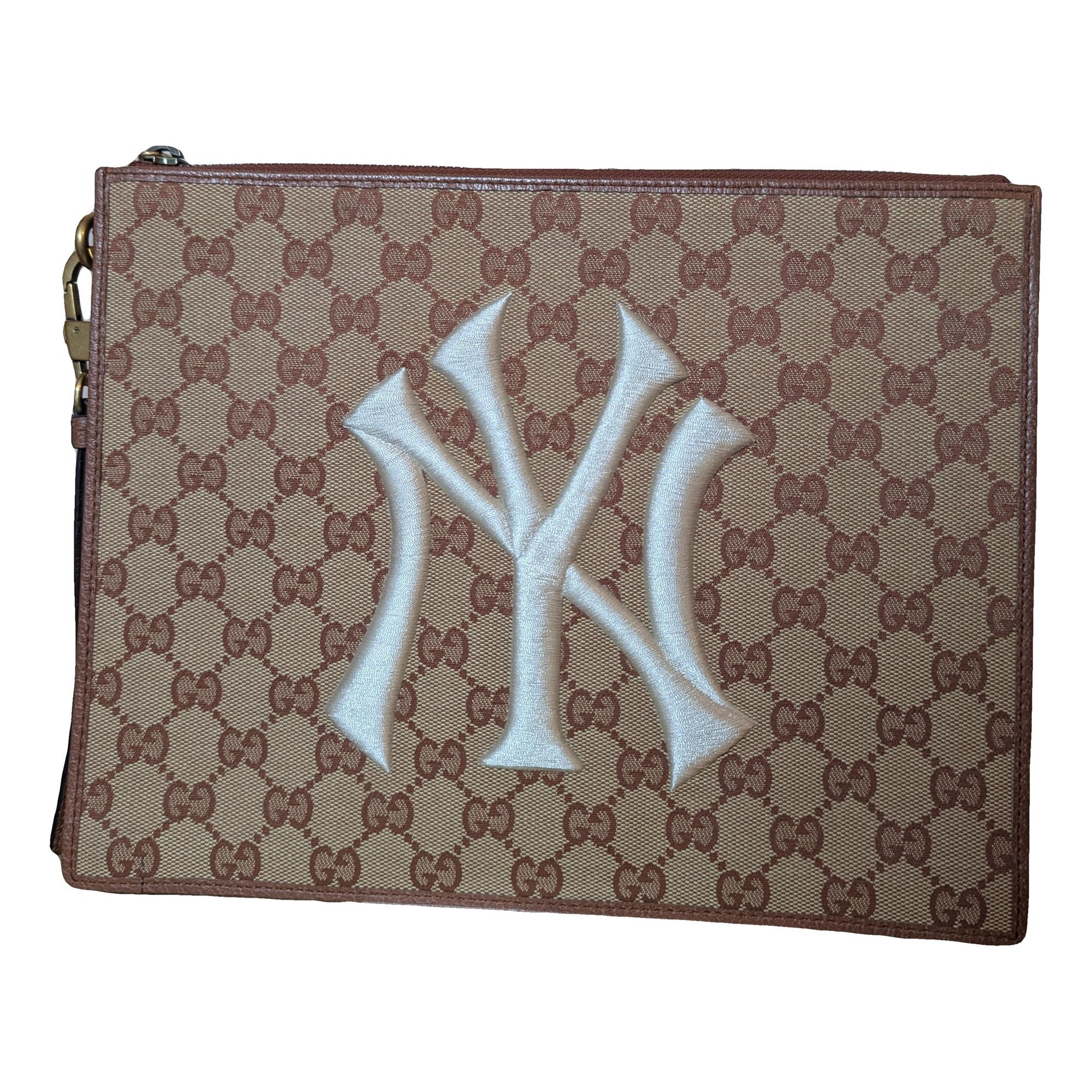 Gucci Guccy clutch leather clutch bag