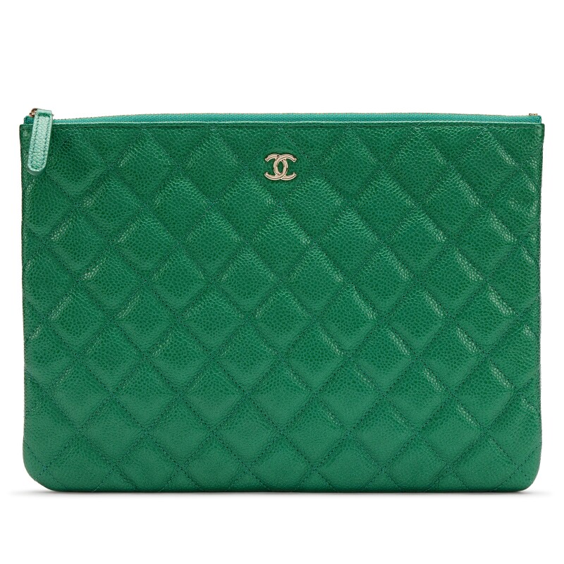 Metallic Pearly Green Quilted Caviar Large O Case Pouch Light Gold Hardware, 2018