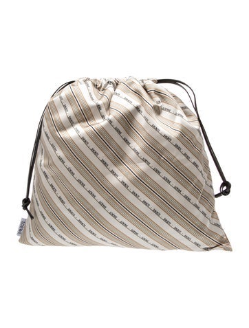 Pouch 2024