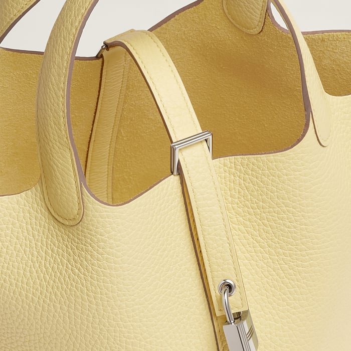 Vanille Picotin Lock 18 Bag