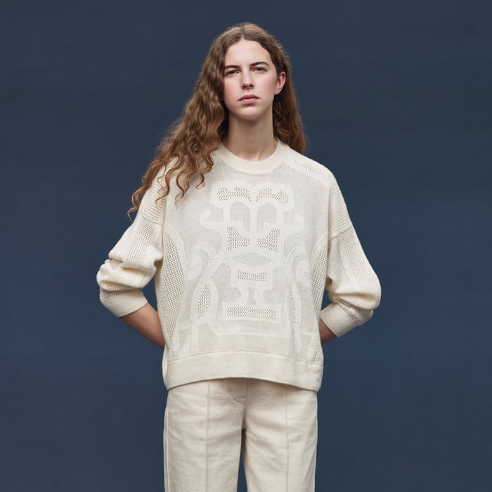 Blanc Naturel Cashmere "l'Enseigne Du Sellier" Long-sleeve Sweater