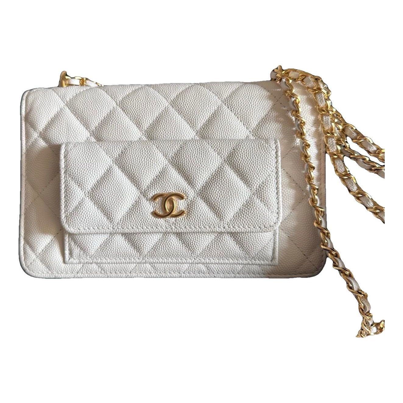 Wallet On Chain leather crossbody bag