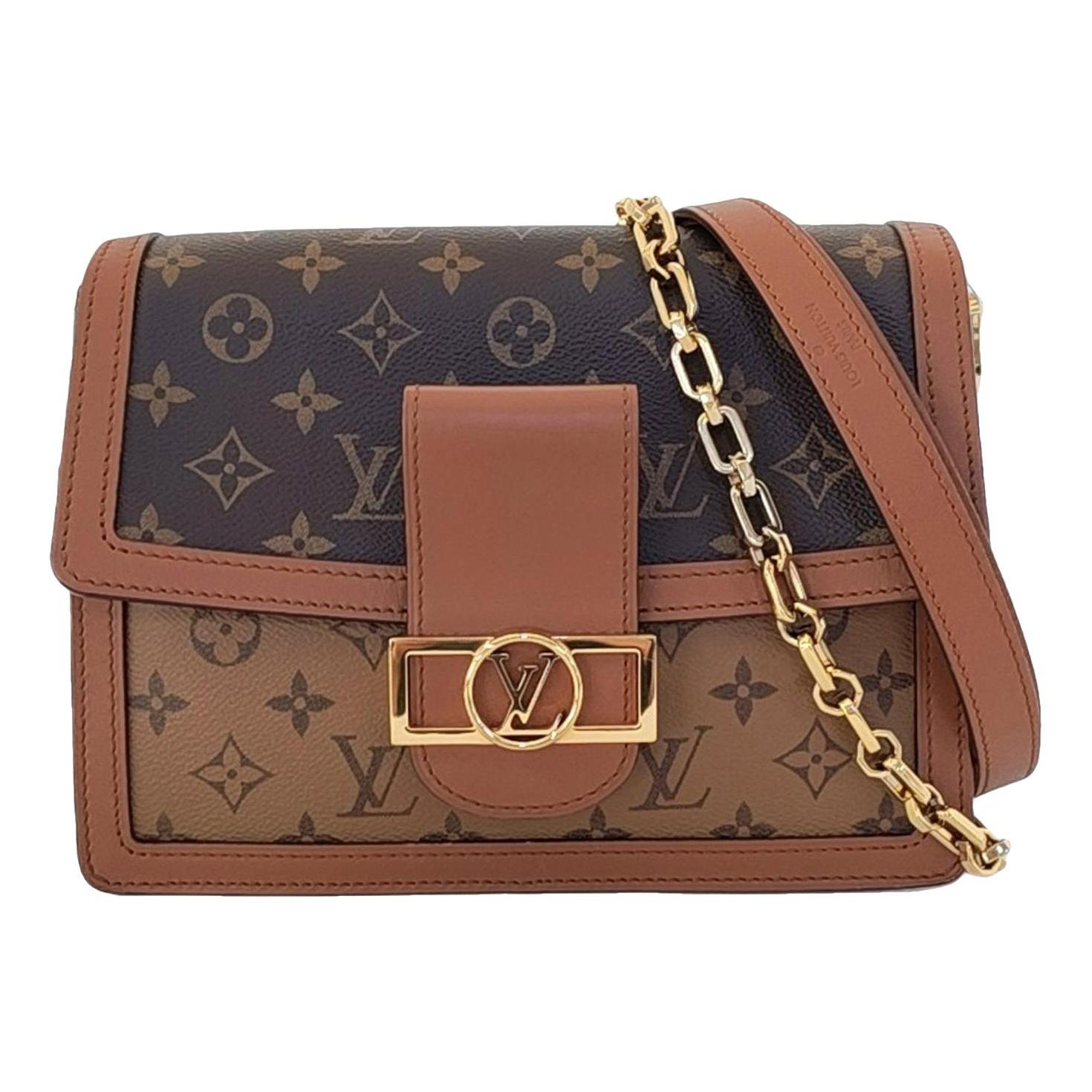 Dauphine leather crossbody bag
