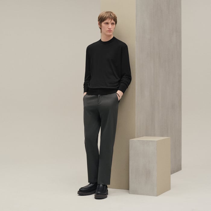 Noir "Detail H" Crewneck Sweater