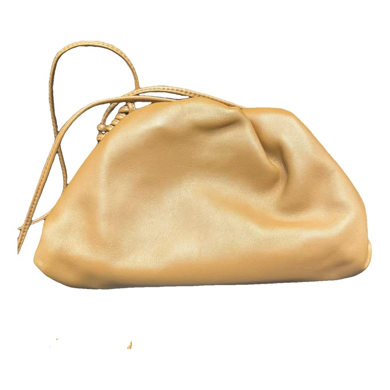 Pouch leather handbag