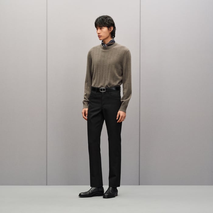 Noir Straight Cut Jeans
