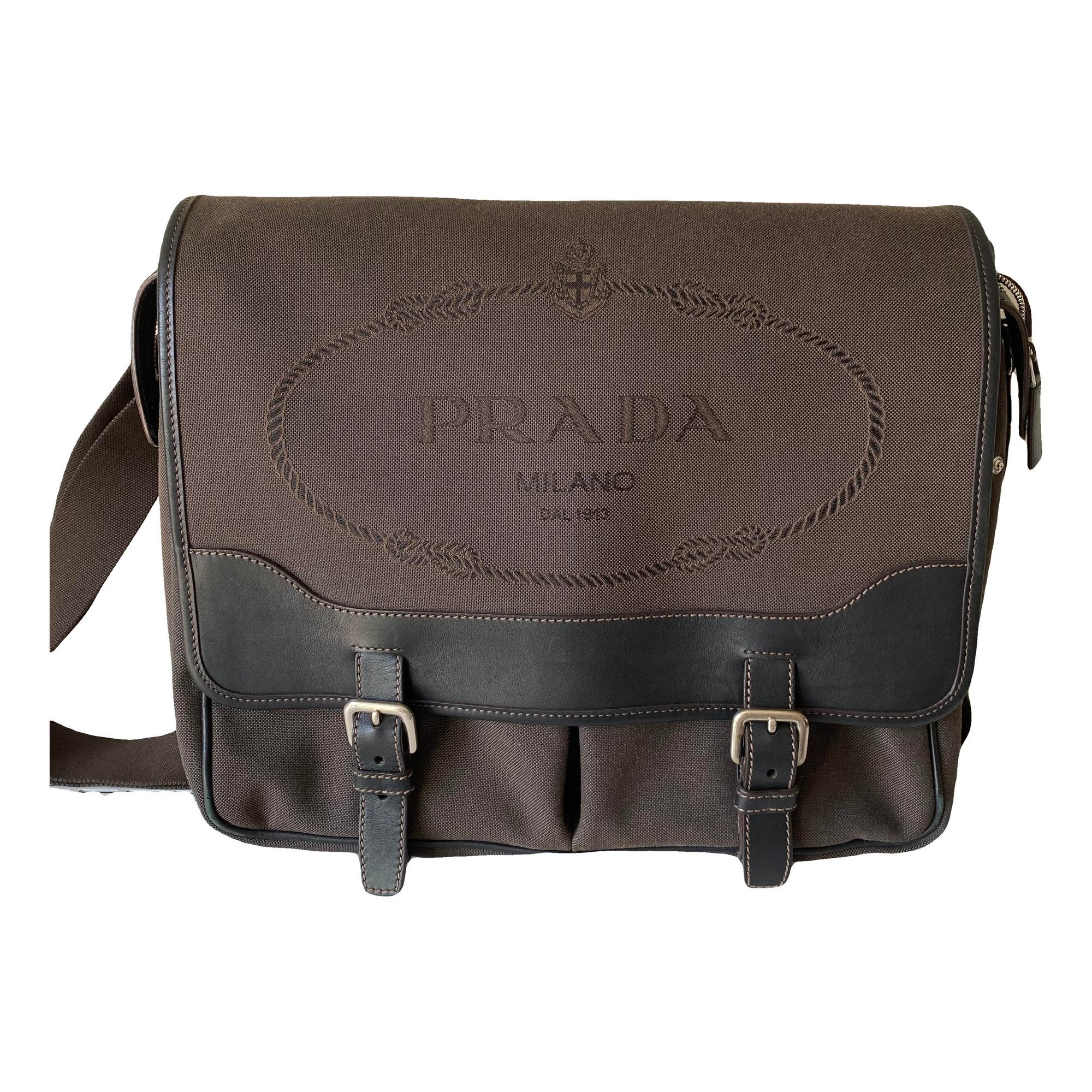 Cloth satchel