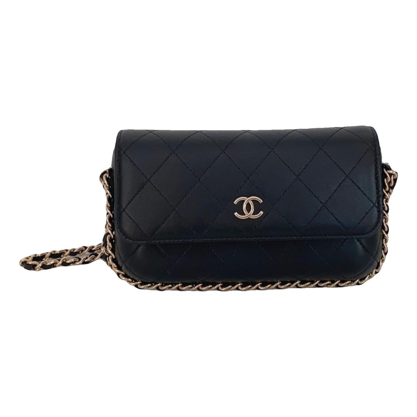 Wallet On Chain Timeless/Classique leather crossbody bag