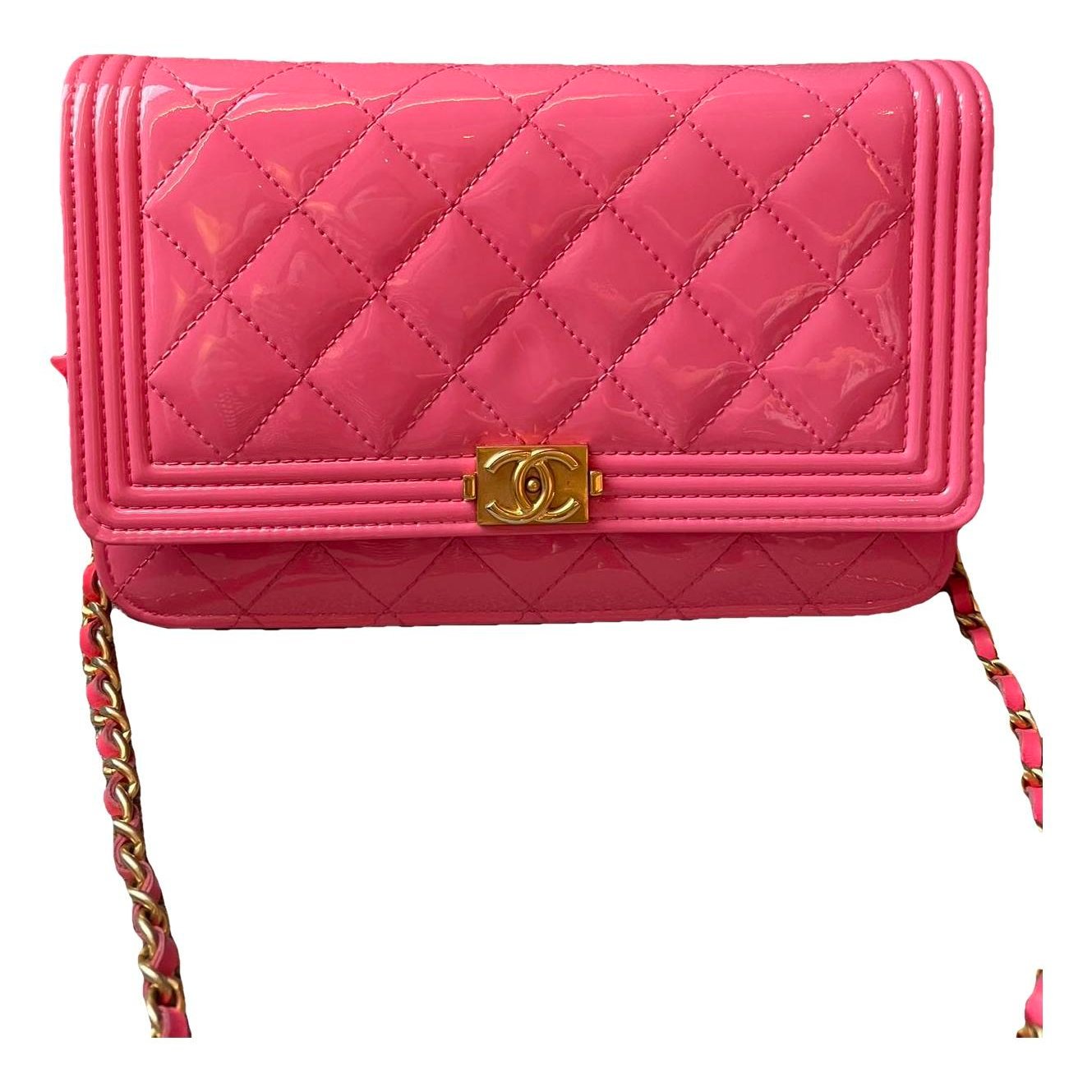 Wallet On Chain Boy patent leather crossbody bag