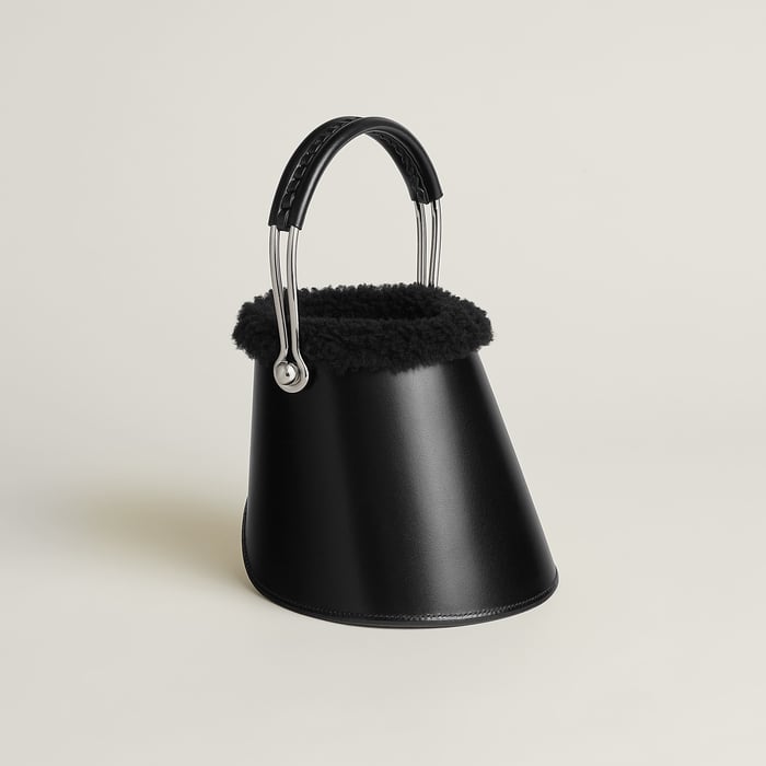 Noir Hermès Sabot Plush 백