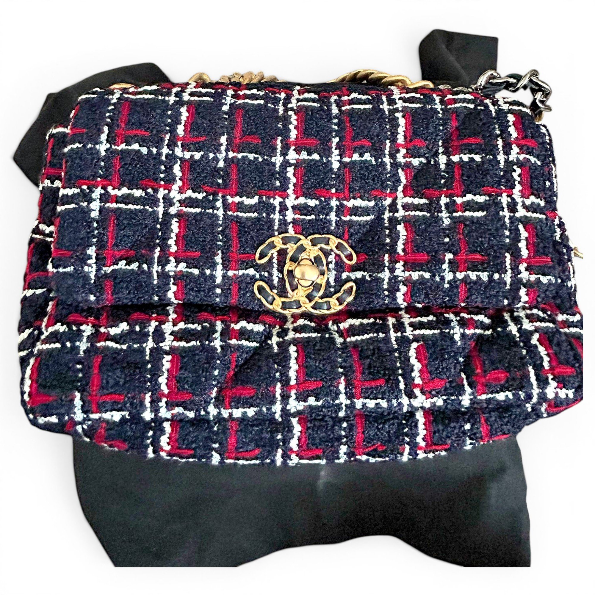 Chanel 19 tweed handbag
