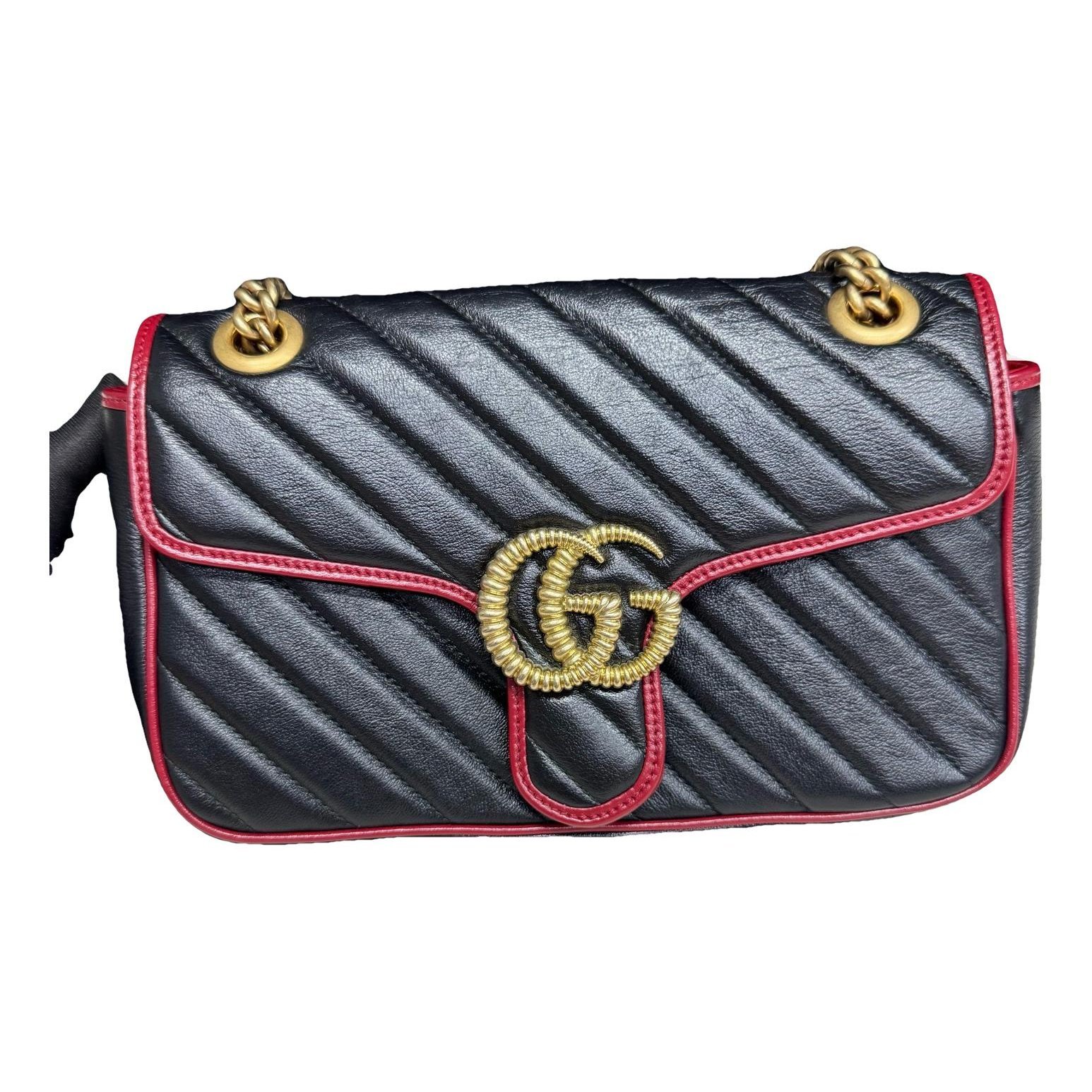 GG Marmont Flap leather bag
