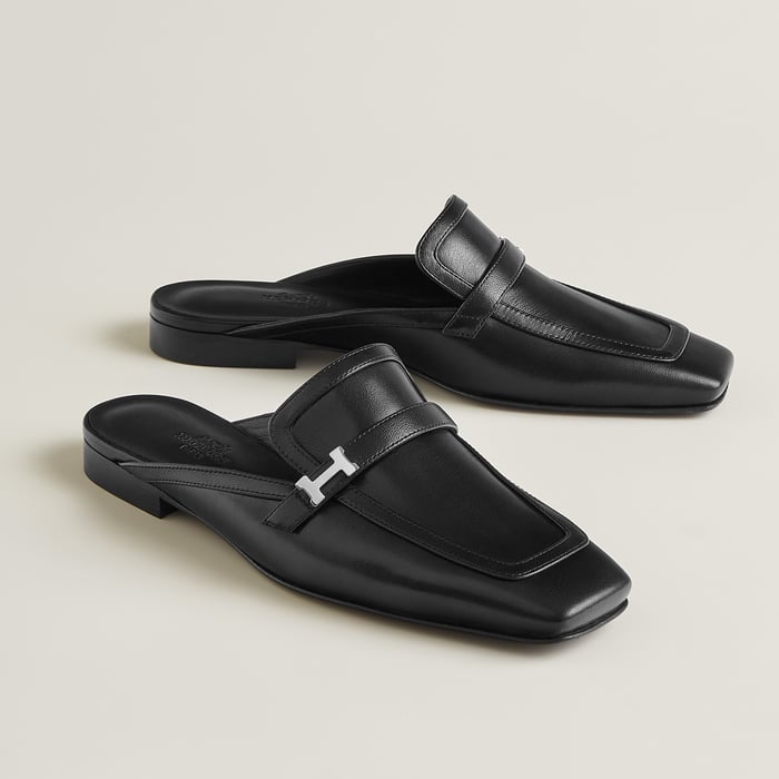 Noir Mule Groupie