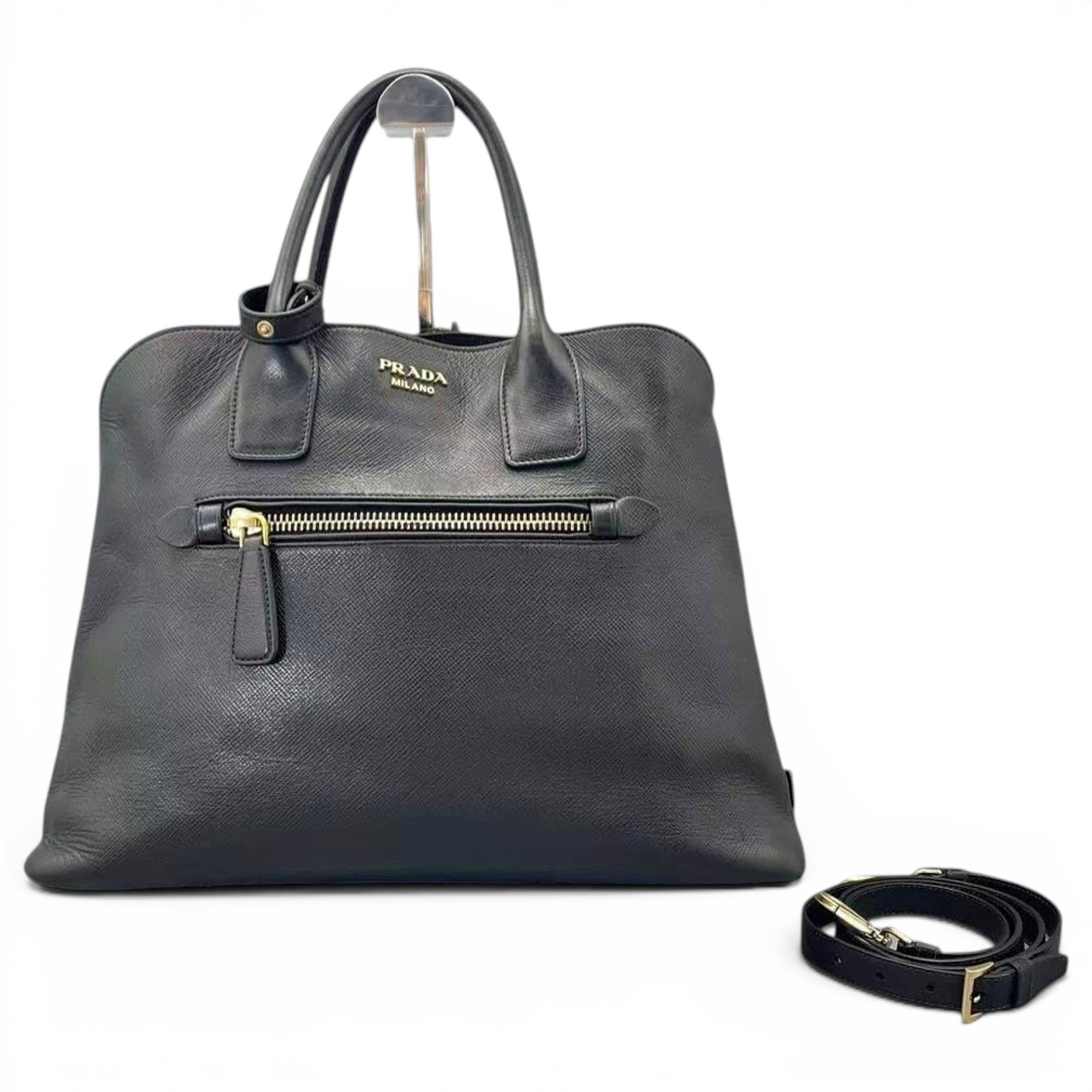 Leather handbag