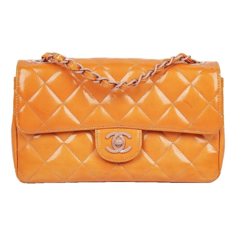 Timeless/Classique patent leather handbag