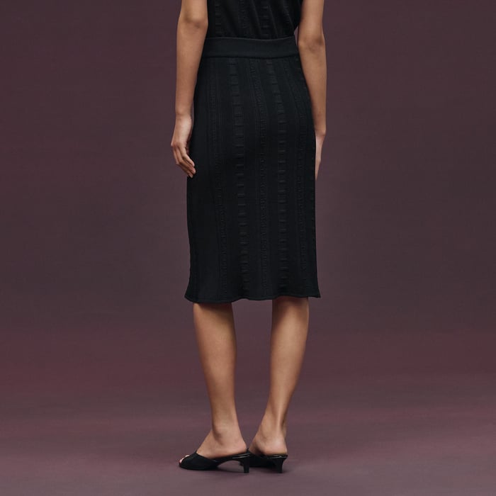 Noir Straight Skirt