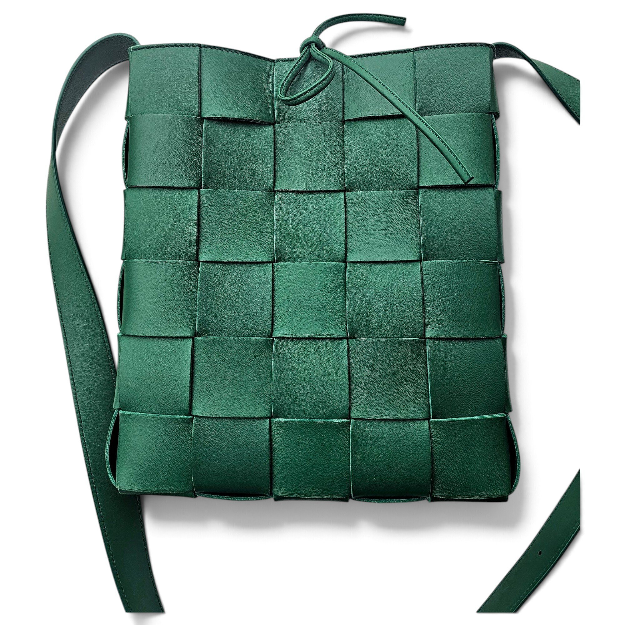 Cassette leather crossbody bag