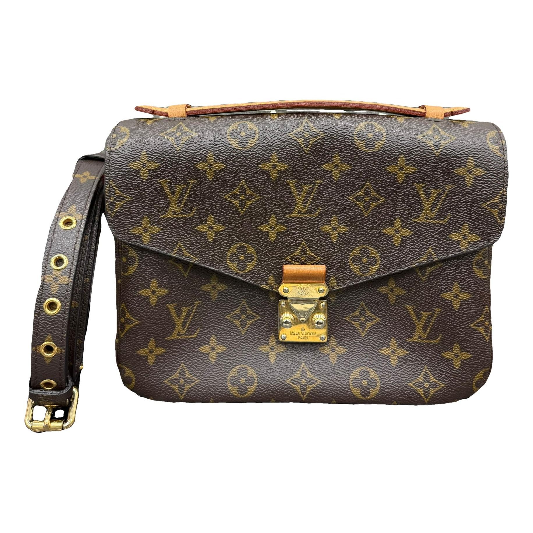 Metis leather handbag