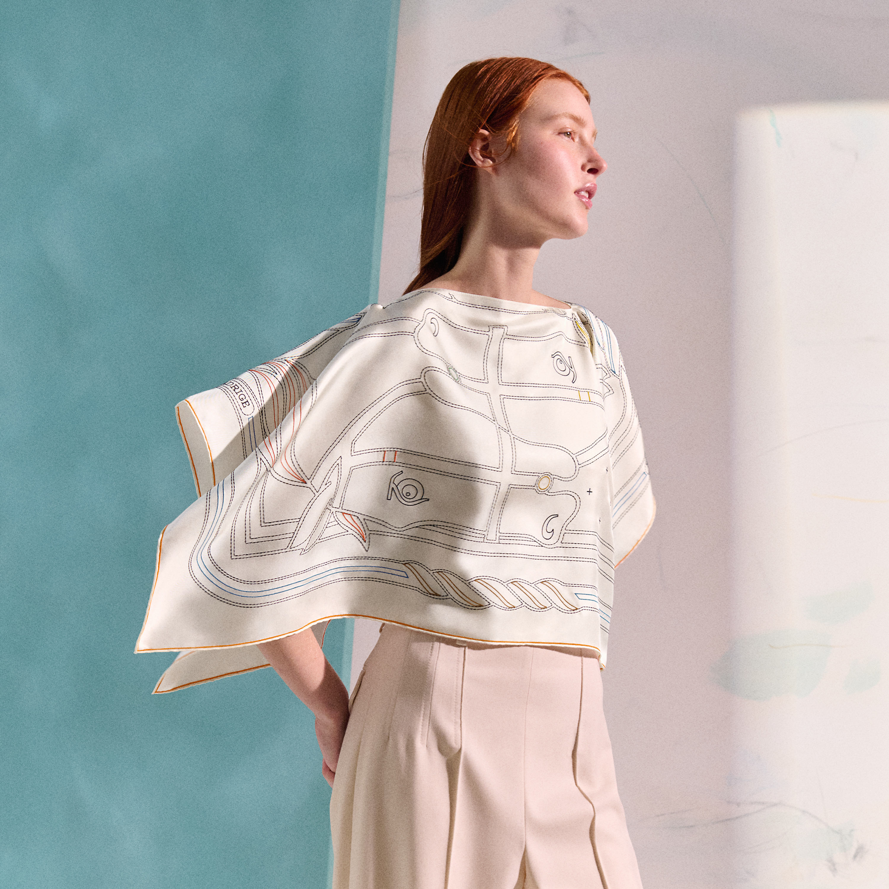 Quadrige au Fil embroidered dossard scarf