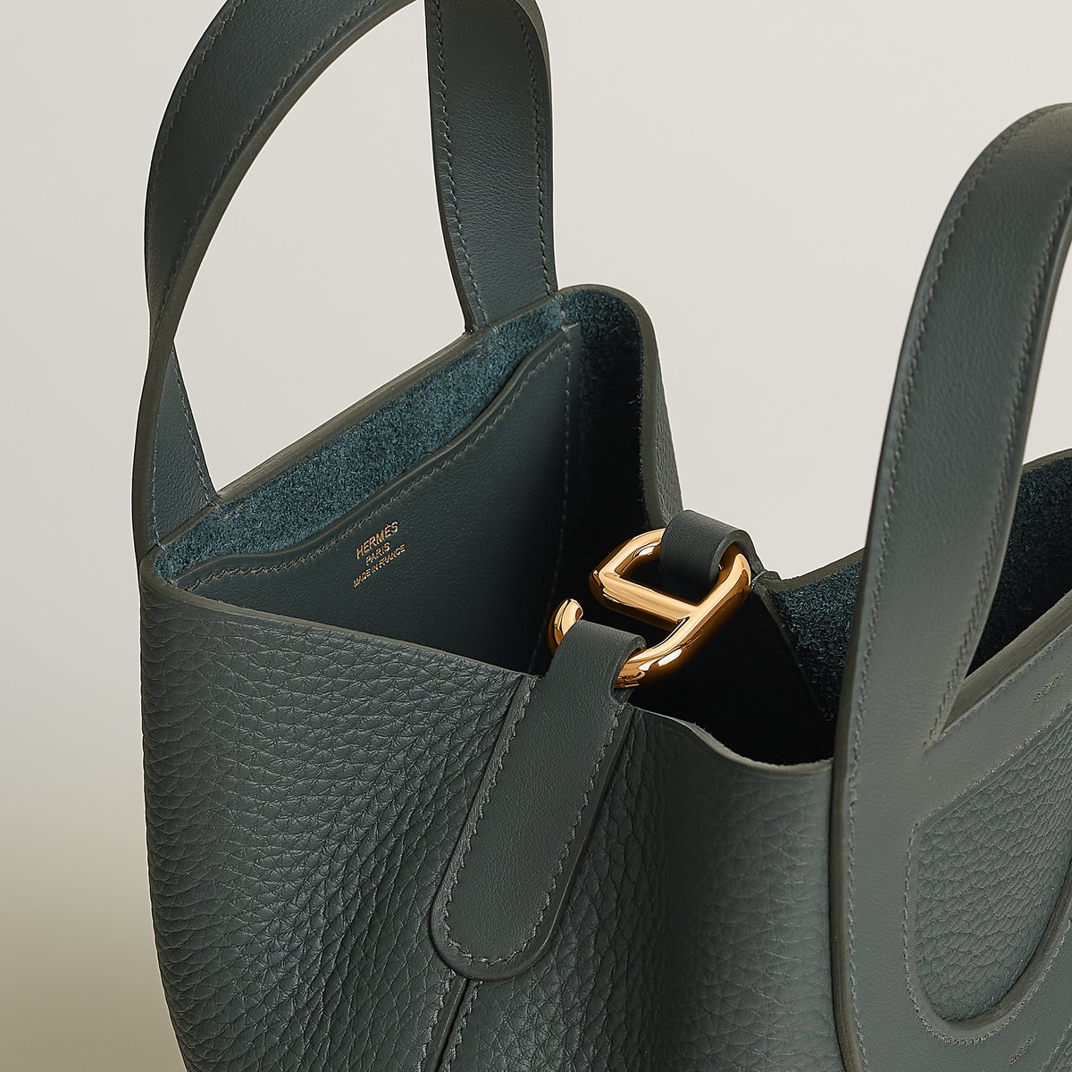 Vert Mangrove Hermès In-the-loop 18 Bag