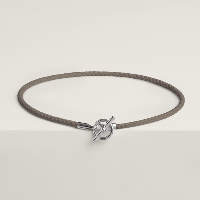 Gris Étain Glenan H Necklace