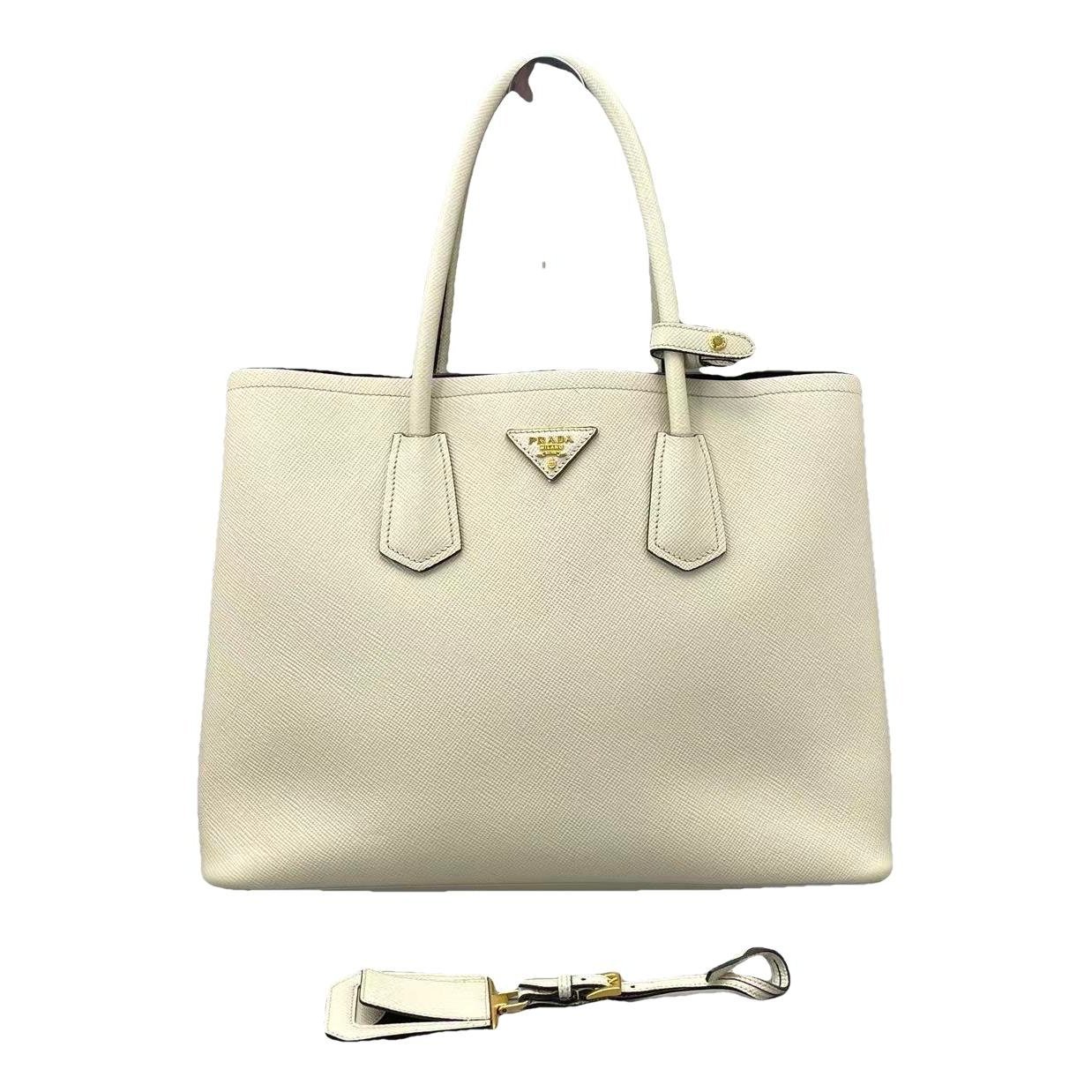 Bibliothèque leather handbag