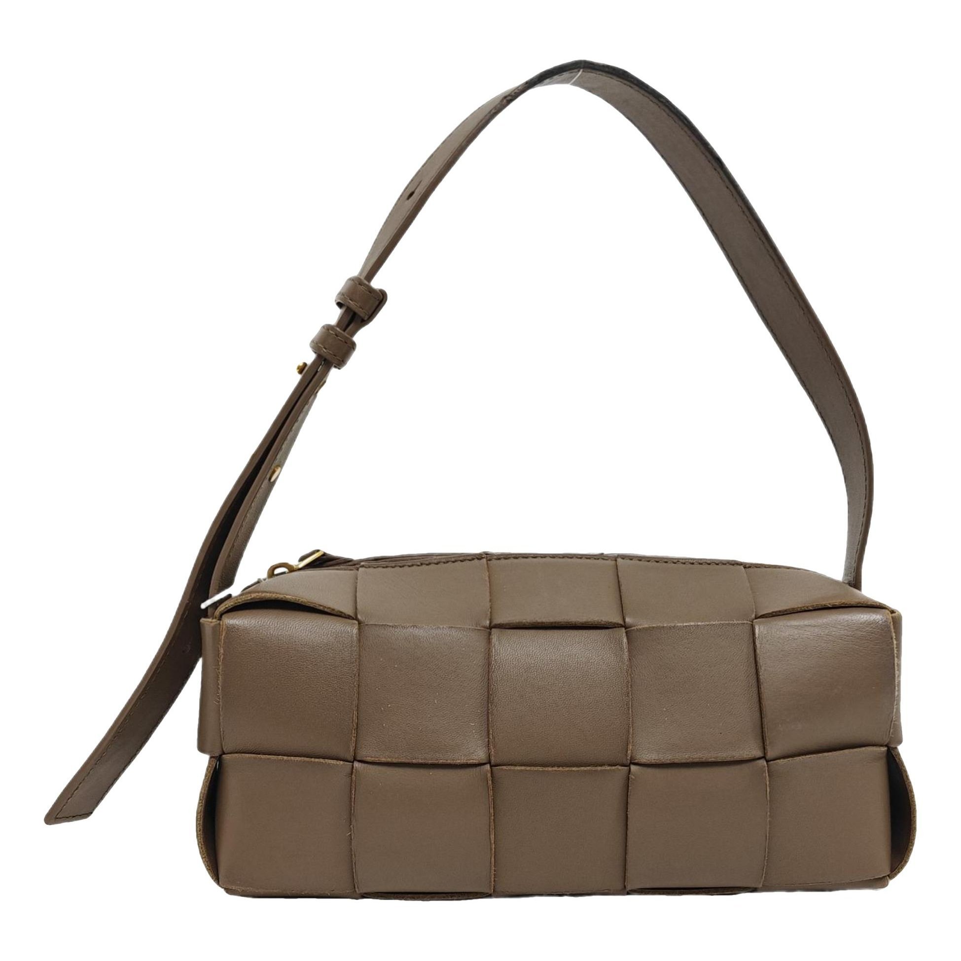 Brick Cassette leather handbag