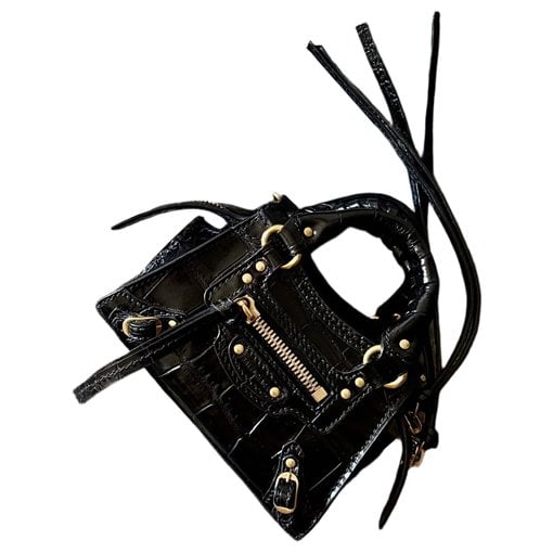 City leather handbag