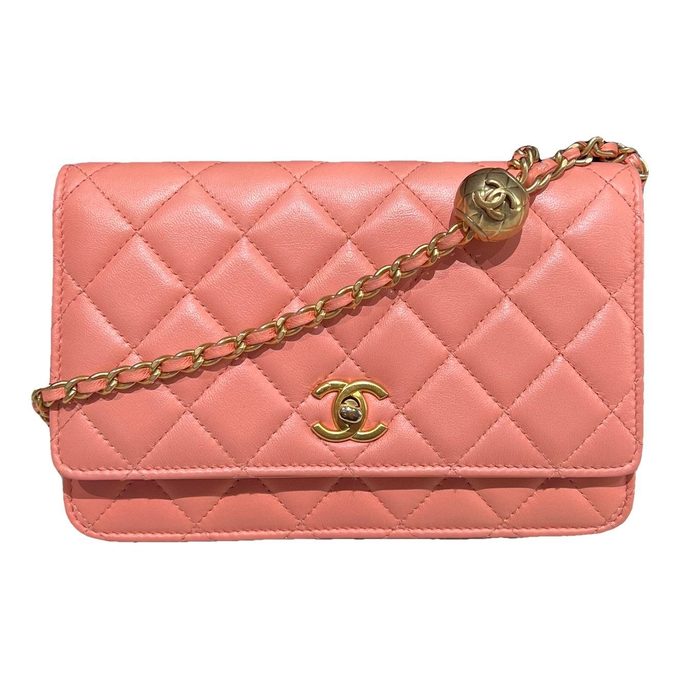 Wallet On Chain Timeless/Classique leather crossbody bag