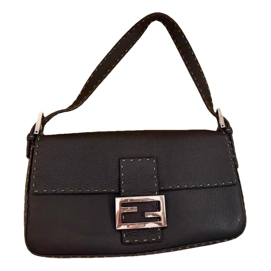 Baguette leather handbag