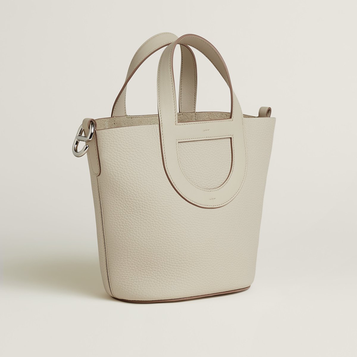 Hermès In-the-Loop 18 백