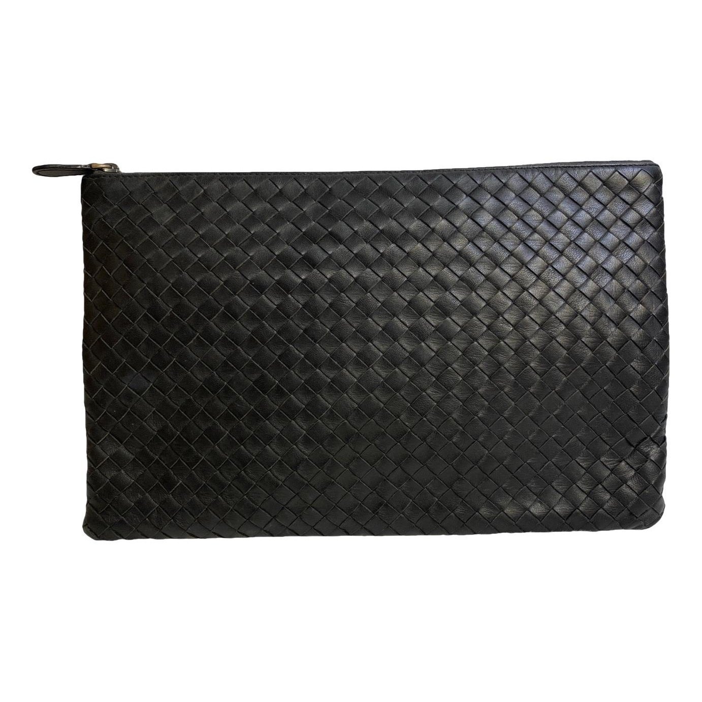 BV Trine leather clutch bag