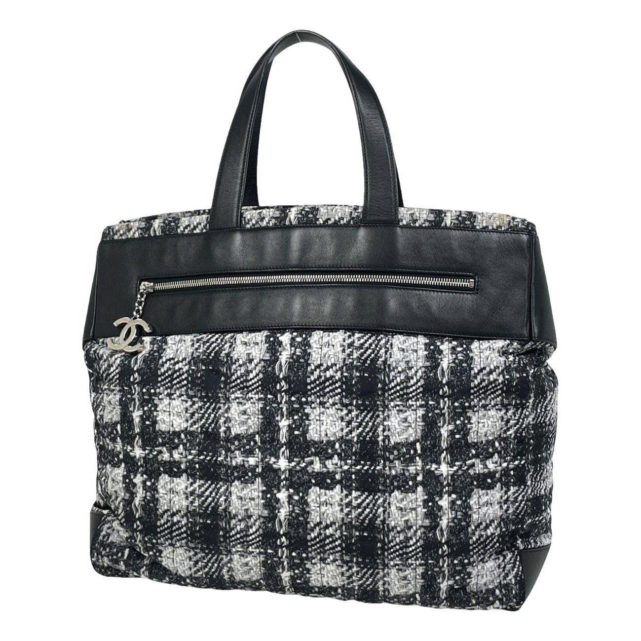 Leather tote